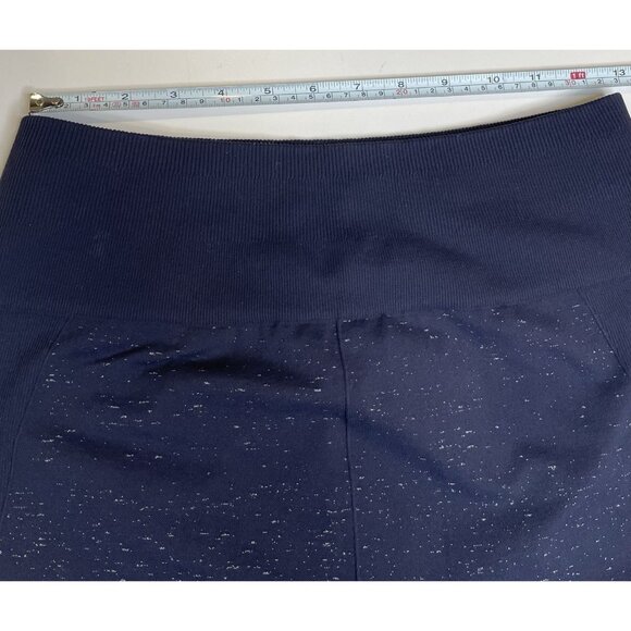 NEW Lululemon Free to Flow 7/8 Tight Leggings Fleck Midnight Navy White 12 - Picture 9 of 9